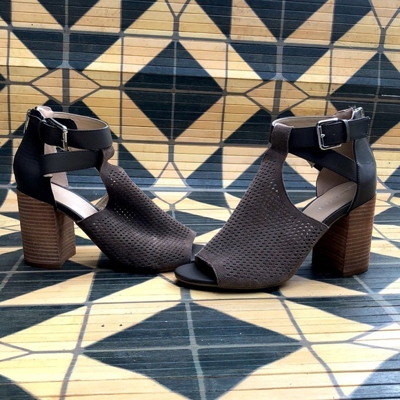 Marc Fisher Block Heel Open Toed Shoe Size 10M - Picture 5 of 7